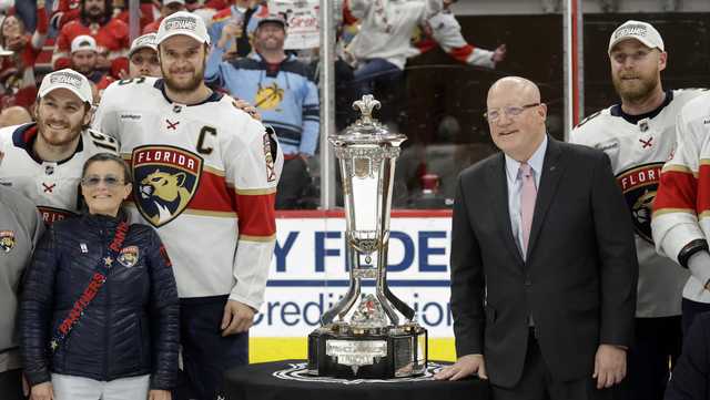 Florida Panthers clinch third straight Stanley Cup Final berth with thrilling win over Hurricanes
