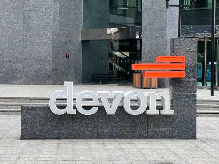 Devon Energy: Patience Warranted (NYSE:DVN)