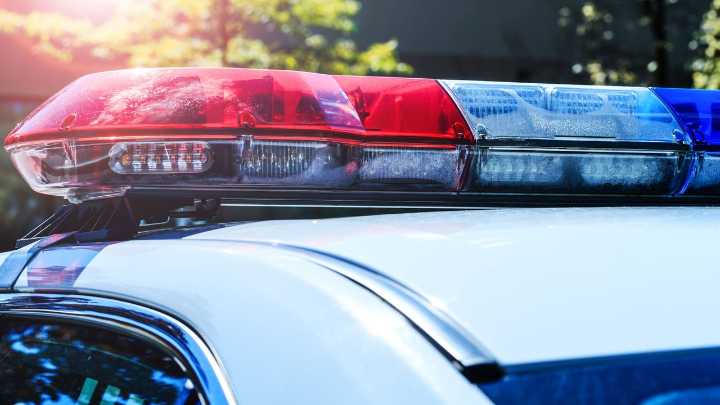 Police swarm McHenry neighborhood, residents urged to avoid area