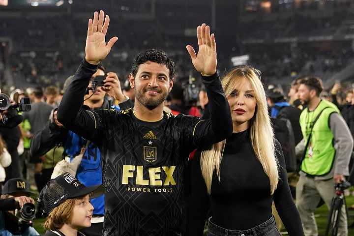 Carlos Vela, el último crack de la generación de oro del futbol mexicano, anuncia su retiro