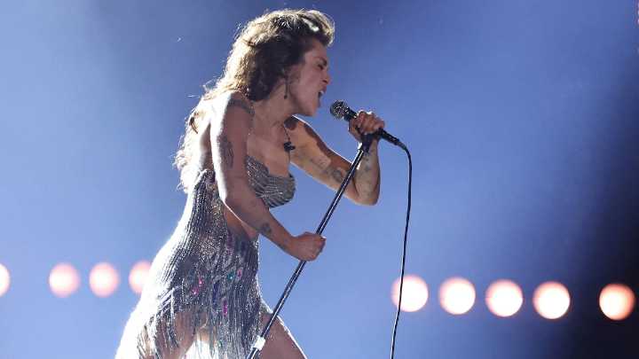 Miley Cyrus adelanta su nuevo disco, ‘Something Beautiful’, para un centenar de sus seguidores en un evento exclusivo de TikTok