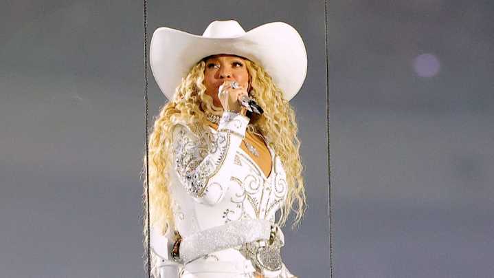 Beyoncé Helps Couple Reveal Gender Of Their Baby At Cowboy Carter Tour
