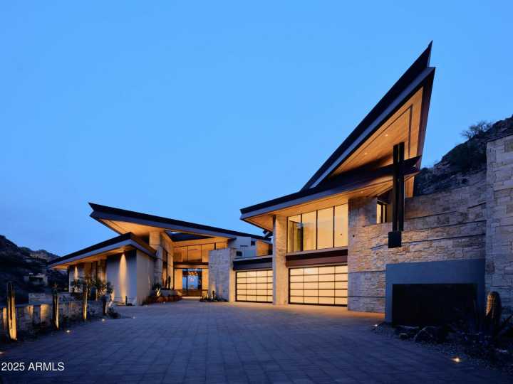 Paradise Valley luxury homes reach high marks in May