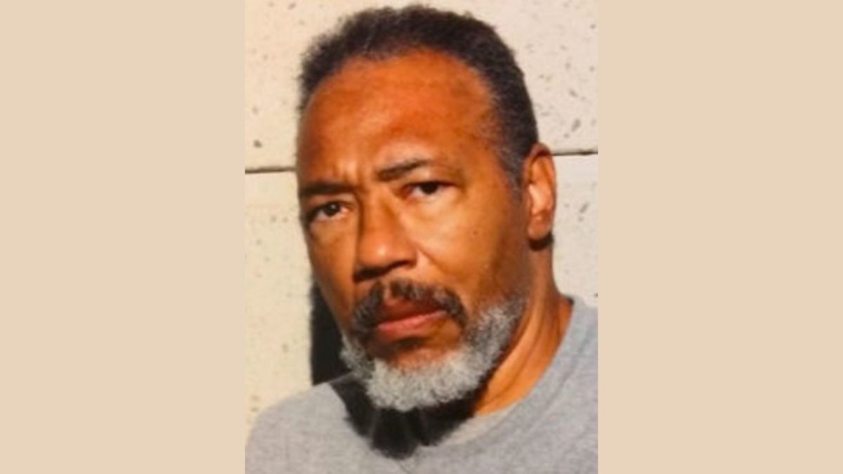 Trump Commutes Federal Sentence of Gangster Disciples Leader Larry Hoover, But He Remains in State Prison