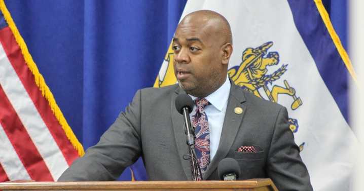 Justice Department Sues Newark Over Sanctuary City, Immigration Policies