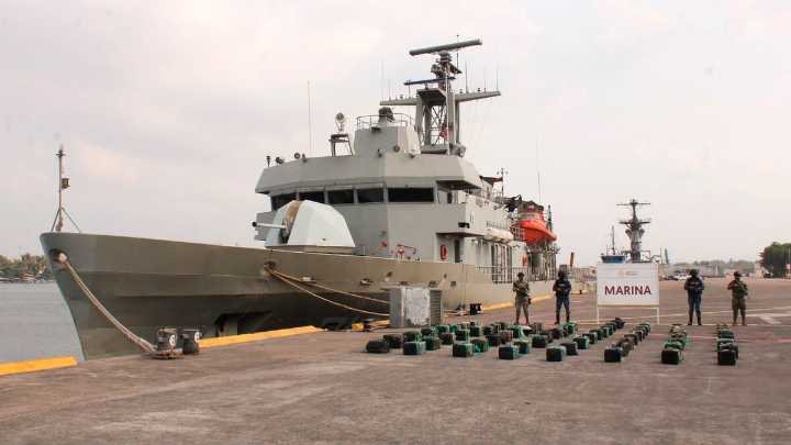 La Marina decomisa más de una tonelada de cocaína en Michoacán en un nuevo golpe al narco