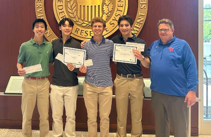 Vestavia Hills High School students take it to the bank in economics, finance