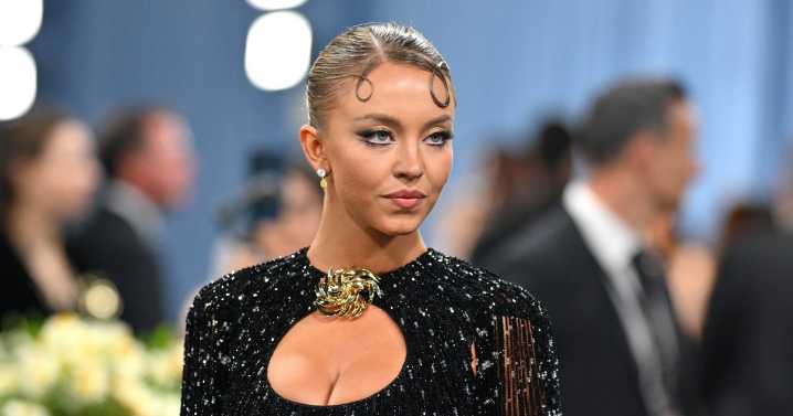Sydney Sweeney is selling soap that contains her actual bathwater