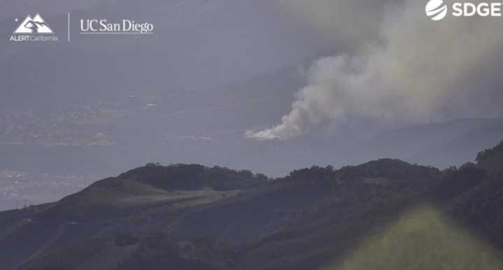 Brush fire east of Pala resort burns more than 30 acres, prompts evacuations