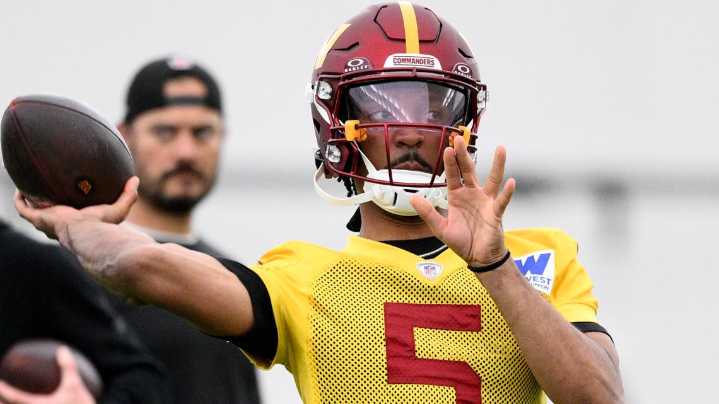 Commanders kick off OTAs with bulked-up Jayden Daniels at the helm