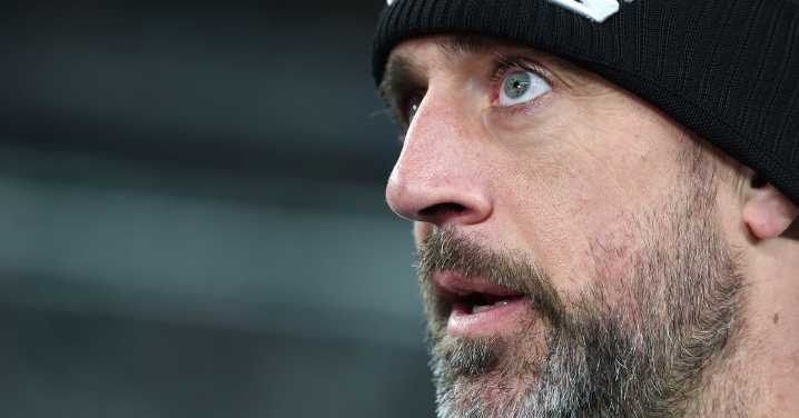 The Steelers are pathetic for letting Aaron Rodgers hold them hostage like this