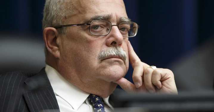 Gerry Connolly, a Democratic congressman and fixture of Virginia politics, dies at 75