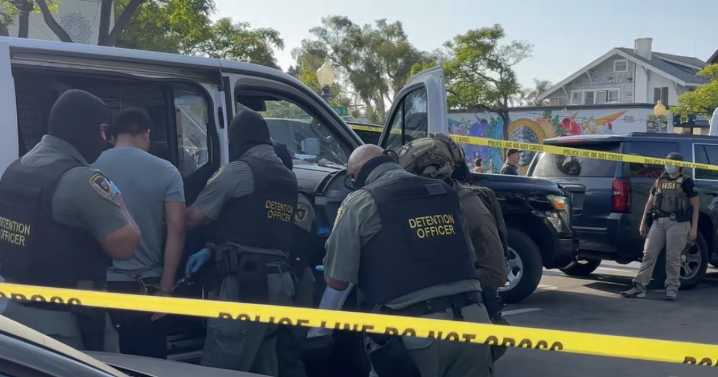 ICE agents conduct investigations at two San Diego restaurants