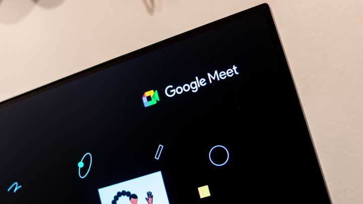 Google Meet now lets you share content straight from an external camera