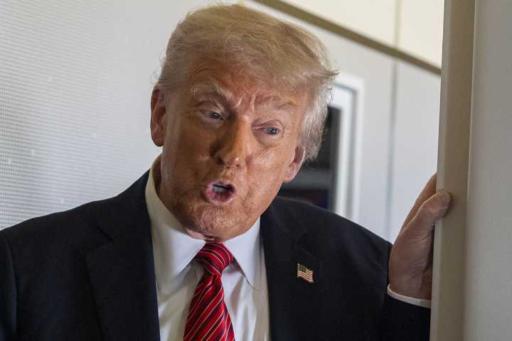 Trump denuncia que China violó el acuerdo comercial temporal establecido para disminuir los aranceles