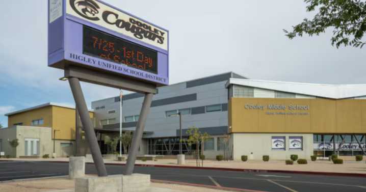 Gilbert man sues prosecutors after charges dropped