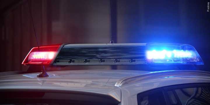 Teen accused in armed robbery at store, theft of car, deputies say