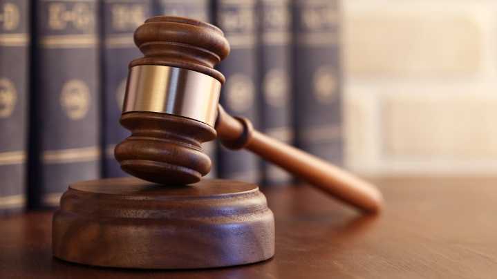 Indy man gets over 3 years in prison for possessing machine gun