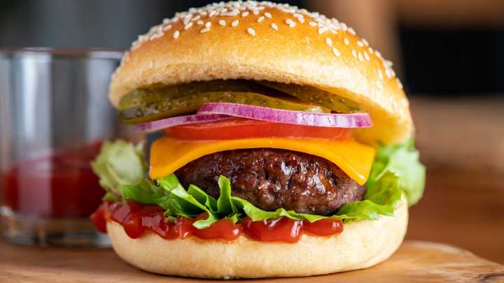 28 National Hamburger Day 2025: Deals from Burger King, Wendy’s
