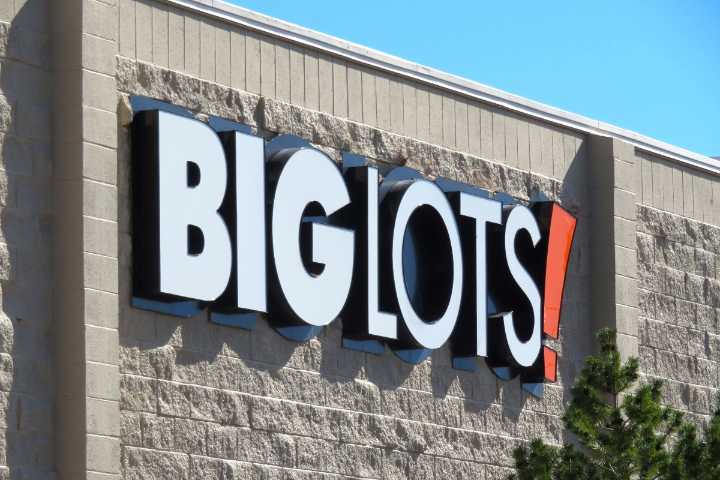 Big Lots reabre tiendas en EE.UU. tras bancarrota