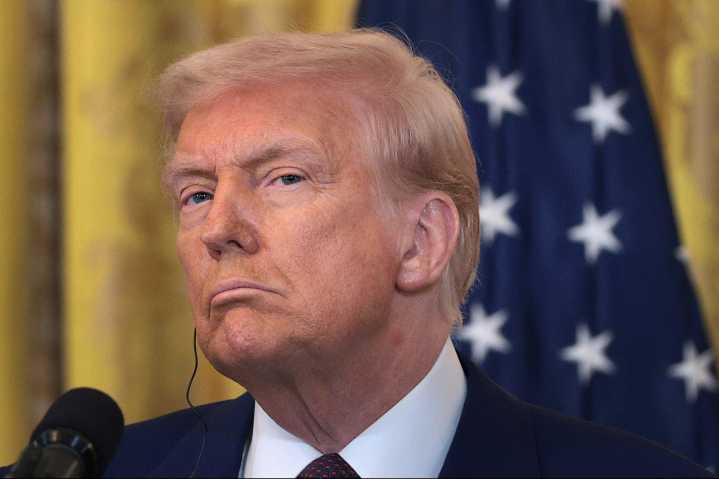 ¿Adiós a los aranceles de Donald Trump? Esto es lo que sabemos tras la suspensión dictaminada por un panel de jueces federales