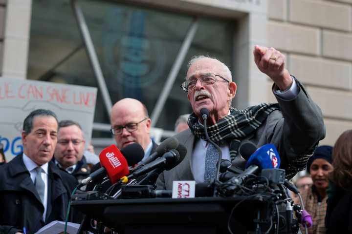 Gerry Connolly, top Democrat on House Oversight Committee, dies of cancer at 75