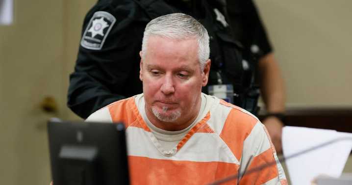 Georgia school shooting suspect’s dad faces jurors from close to home