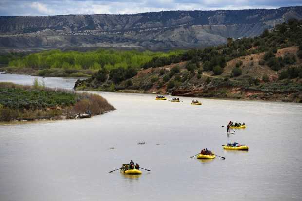 8 of Colorado’s best whitewater rafting stretches