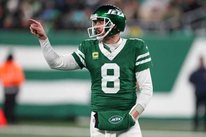 Steelers' Super Bowl odds improve with Aaron Rodgers coming