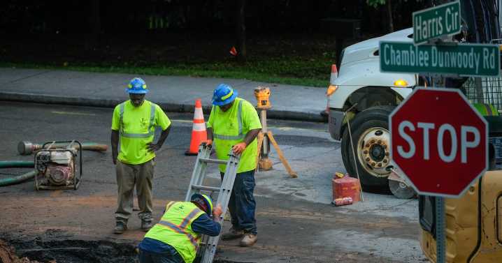 Part of Dunwoody road closed because of water main break