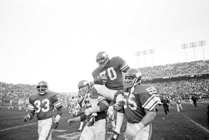 Legendary Minnesota Vikings defensive end, Jim Marshall, dies at 87