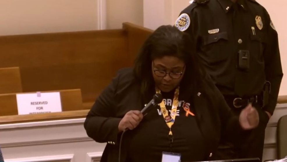 Metro council seeks probe into 911 center workplace complaints