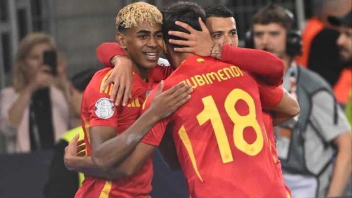 Spain advance to UEFA Nations League final after wild nine-goal battle with Kylian Mbappe's France