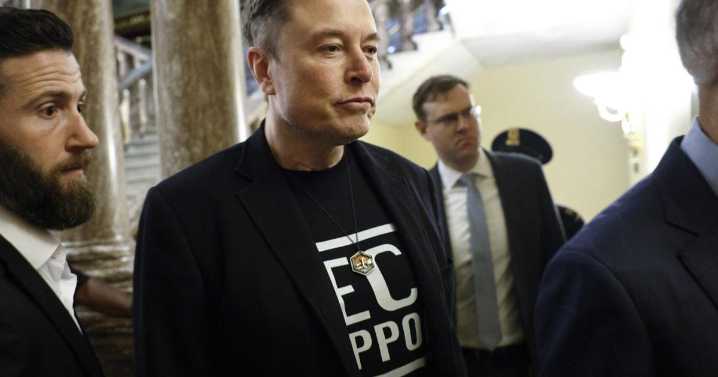 Maxwell Frost says Elon Musk leaves a ‘dark legacy’ as his time in the WH ends
