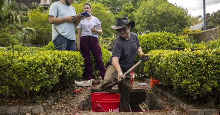 Heyward-Washington House dig unearths 18th