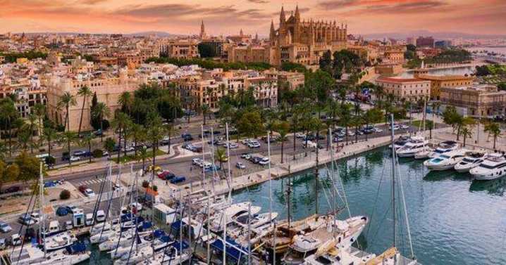 Tourists in Spain warned they face hefty £630 fines in food and drink crackdown