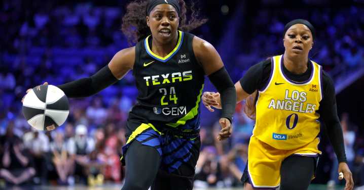 The Dallas Wings refused to play any defense at all in 93