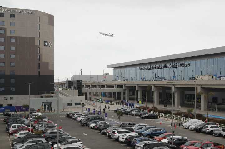 El nuevo aeropuerto de Lima se estrena con el aterrizaje de un vuelo procedente de Madrid