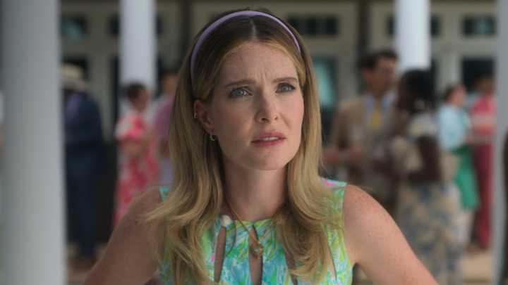 What's The Story With Those Matching Necklaces In Netflix’s Sirens? I Looked Into It, And Wow
