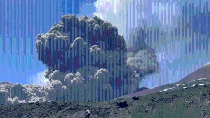 WATCH: Italy's Mount Etna erupts with massive ash cloud, forcing tourists to flee