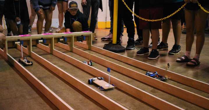 Lane County students race battery-powered vehicles in Eugene