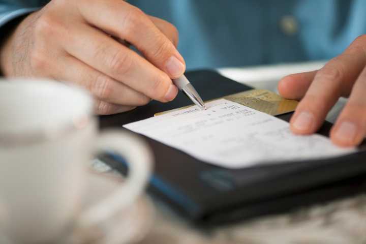New Florida law requires restaurants to reveal 'hidden' fees
