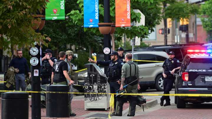 8 injured in attack on Israeli hostages event in Colorado; suspect identified