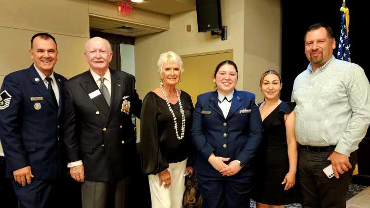Palm Springs Military Officers Association awards scholarships