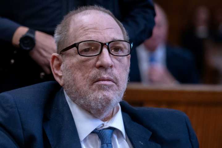 Jurado del caso Harvey Weinstein se reúne para sellar su suerte
