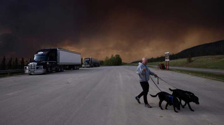 How to protect yourself from the bad air caused by Canada's wildfires