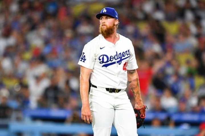 Top Fantasy Baseball Closer Handcuffs and Waiver Wire Pickups Worth Stashing for Week 10 (2025)