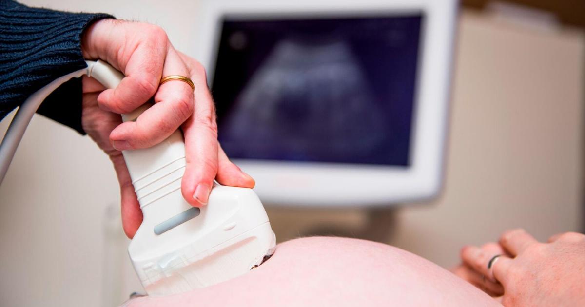 UW Medicine breaks with CDC, urges COVID boosters for pregnant women