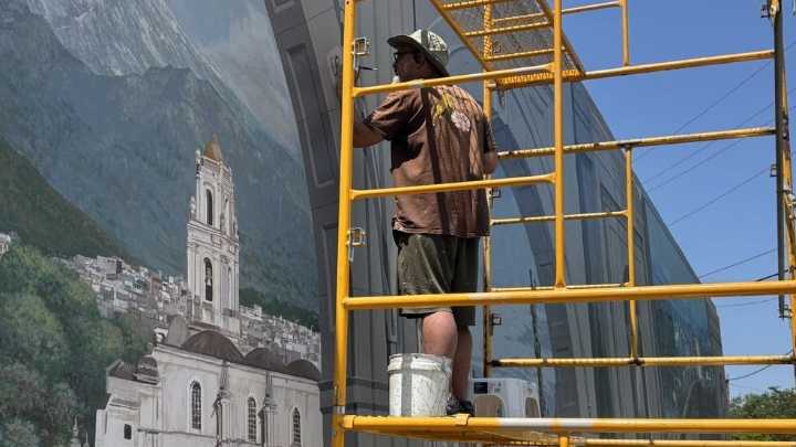 Murals in Portsmouth part of restoration project