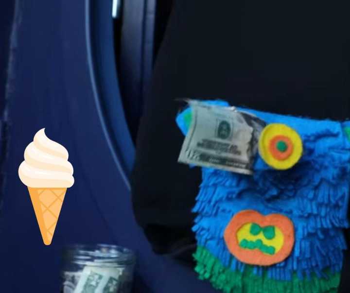Popular Illinois Ice Cream Shop Uses Puppets As Servers